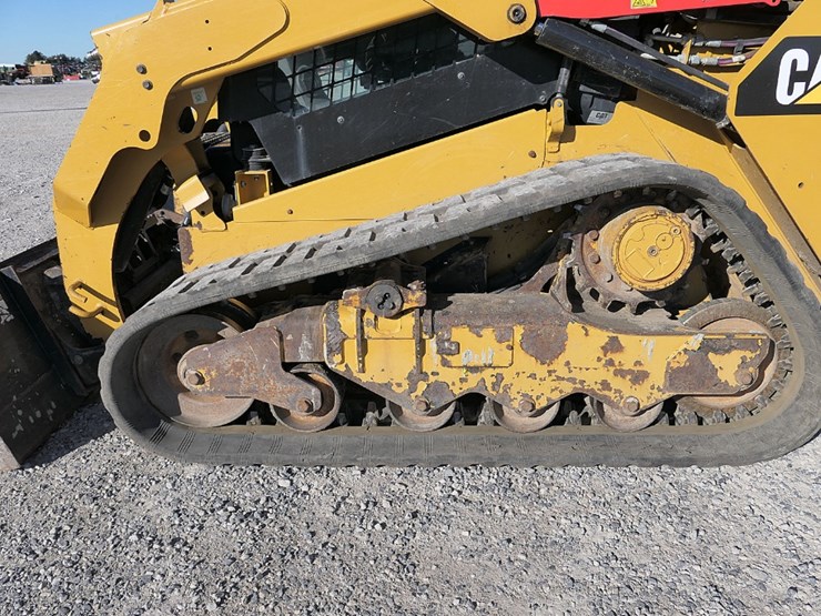 2016-caterpillar-259d-image-9
