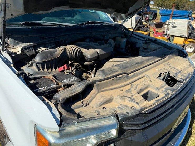 2017-ford-f350-xl-image-5