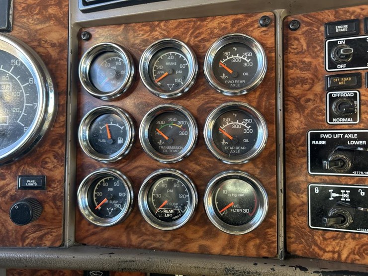 kenworth-t800-image-71