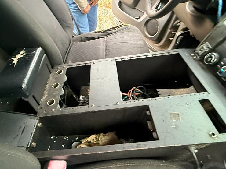 2014-chevrolet-tahoe-image-42