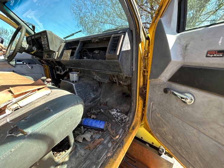 1993-gmc-topkick-image-46