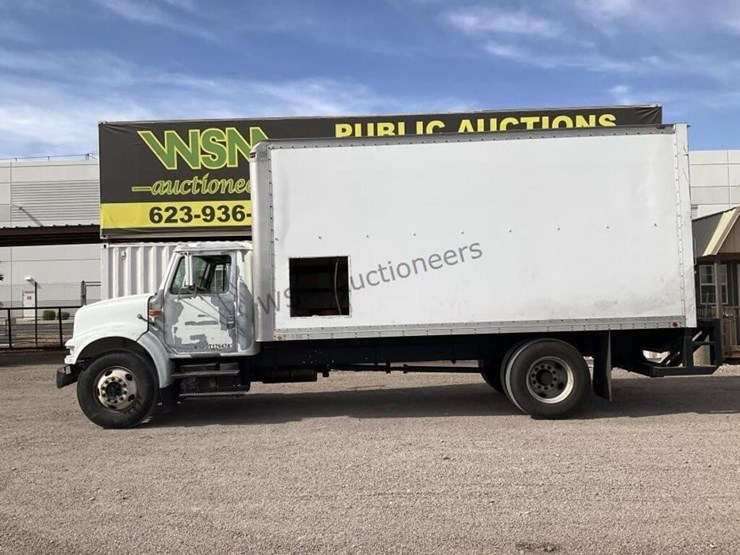 international-4700-image-1