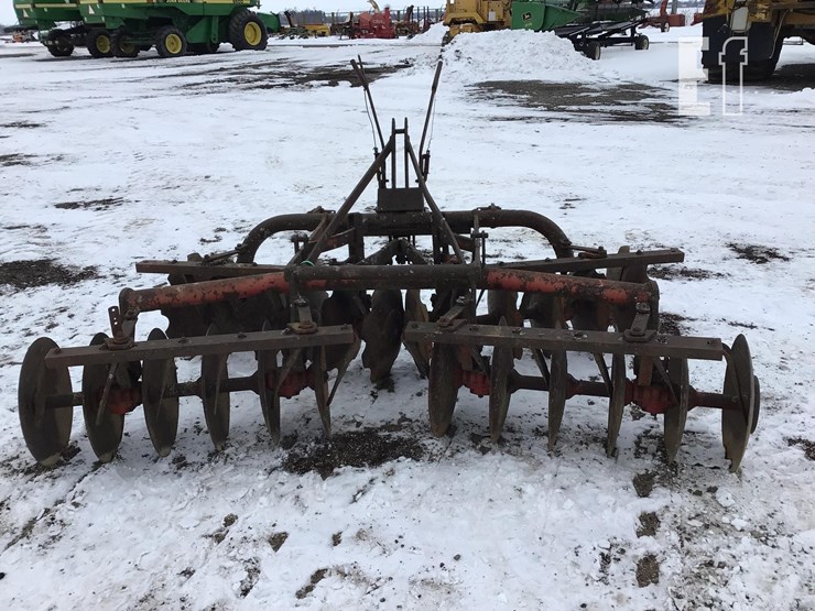 massey-ferguson-22-image-4