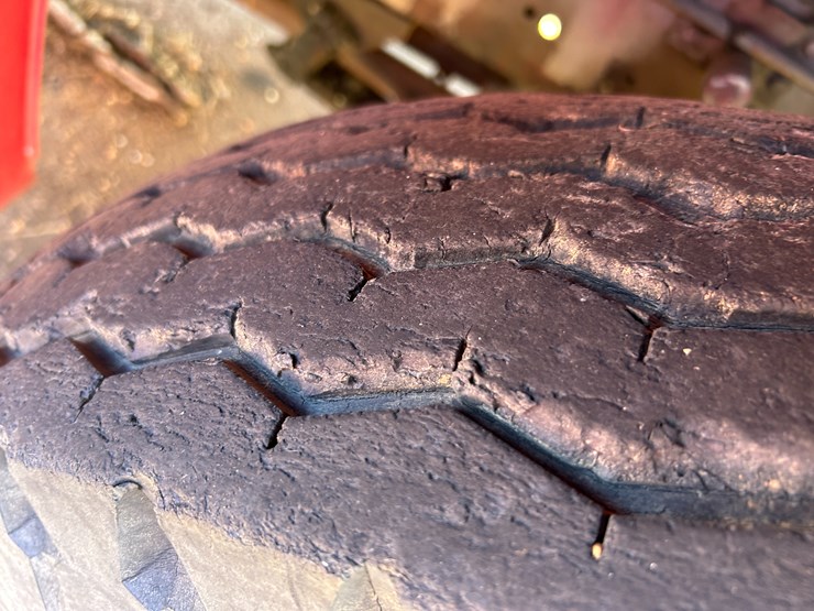 #22559-•-inop-1971-international-harvester-1800-s/a-daycab-fire-truck-vin:-416080g411147-image-10