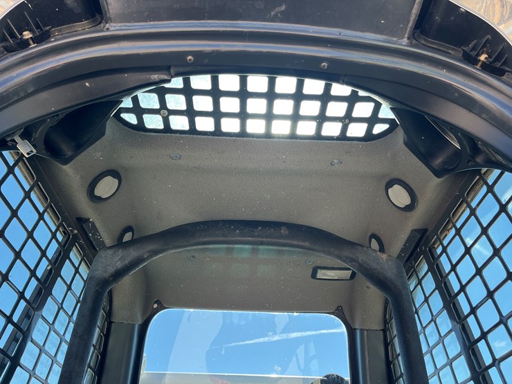 2015-bobcat-t590-image-13