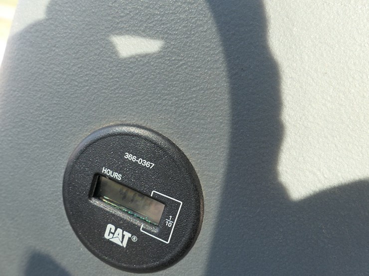 caterpillar-426b-image-34