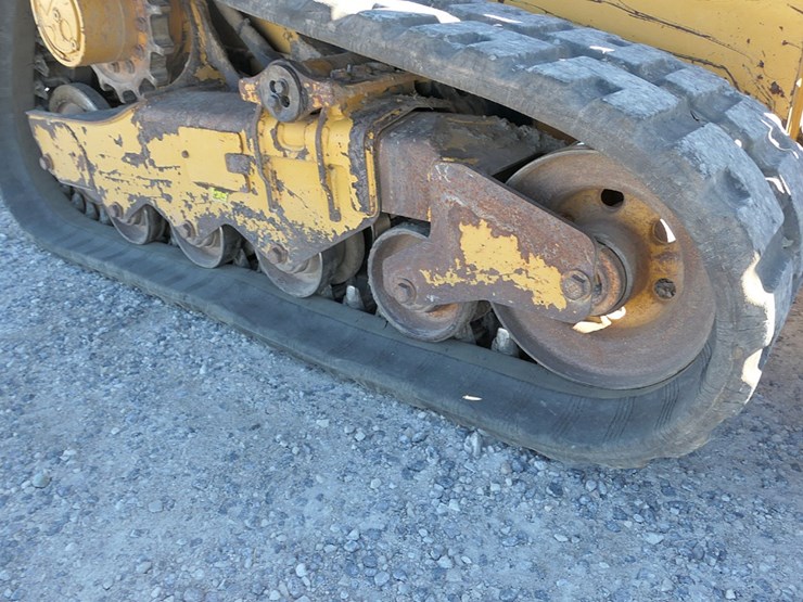 2016-caterpillar-259d-image-20