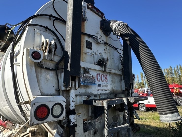 2007-caterpillar-c13-image-4