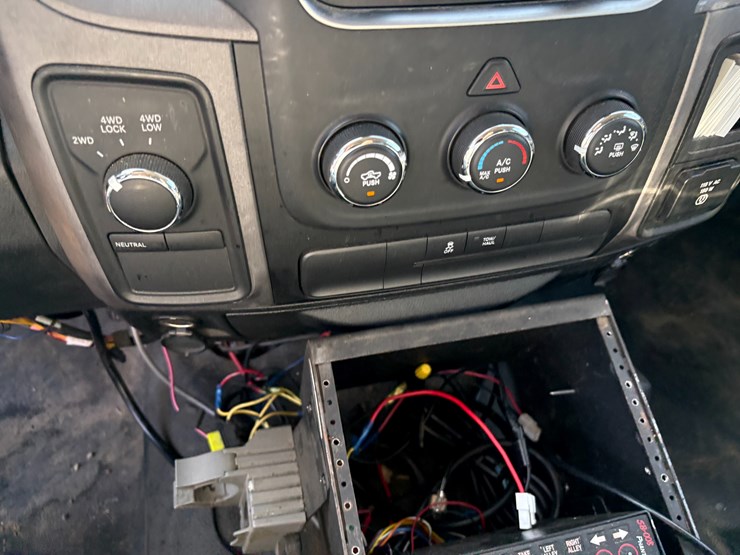 2017-dodge-1500-image-42