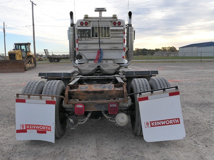 2006-kenworth-t800b-image-3