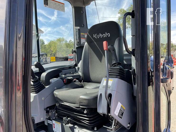 2020-kubota-kx057-4-image-19