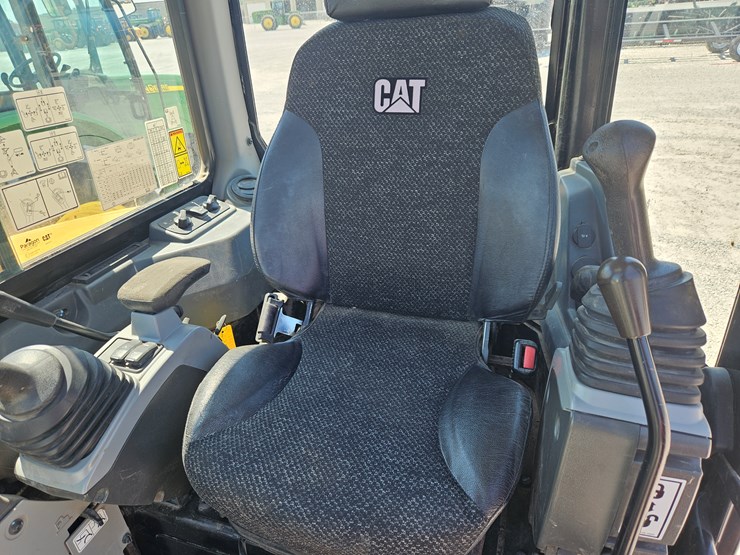 2020-caterpillar-303.5-image-18