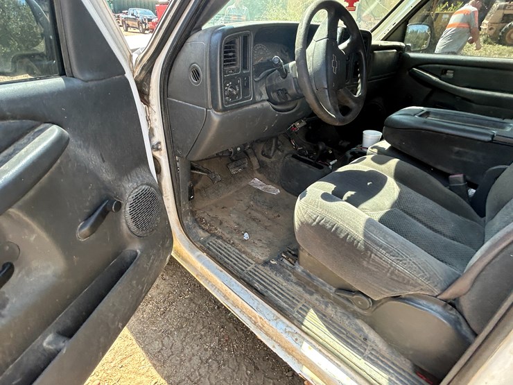 2007-chevrolet-silverado-image-19