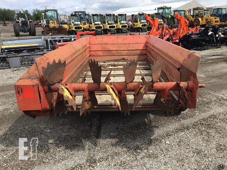 new-holland-512-image-8