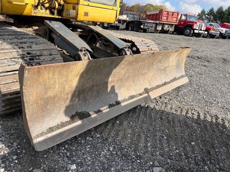 komatsu-pc138us-lc-image-11