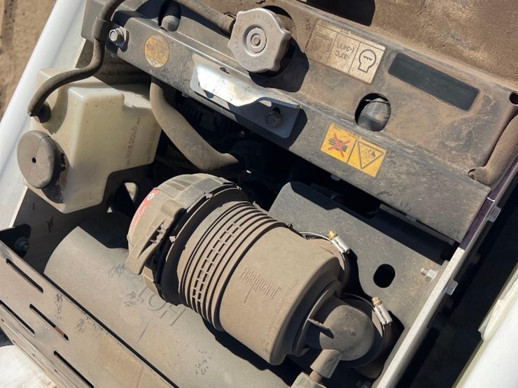 2024-bobcat-mt100-image-16