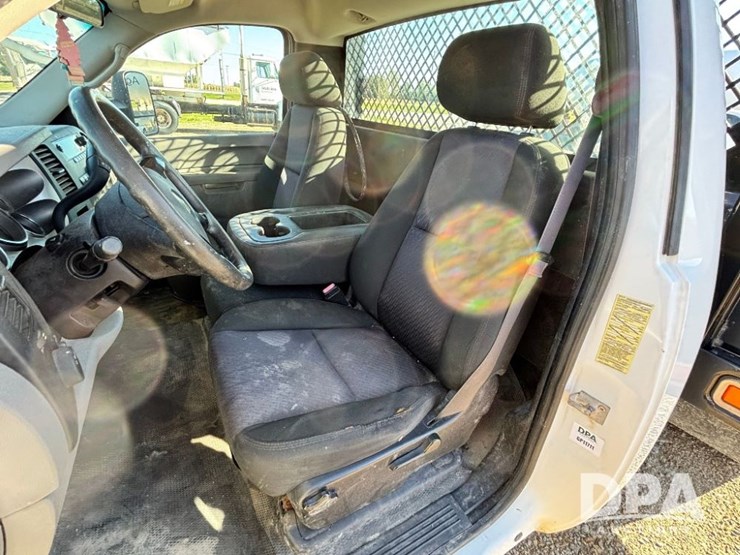 2013-chevrolet-3500hd-image-65