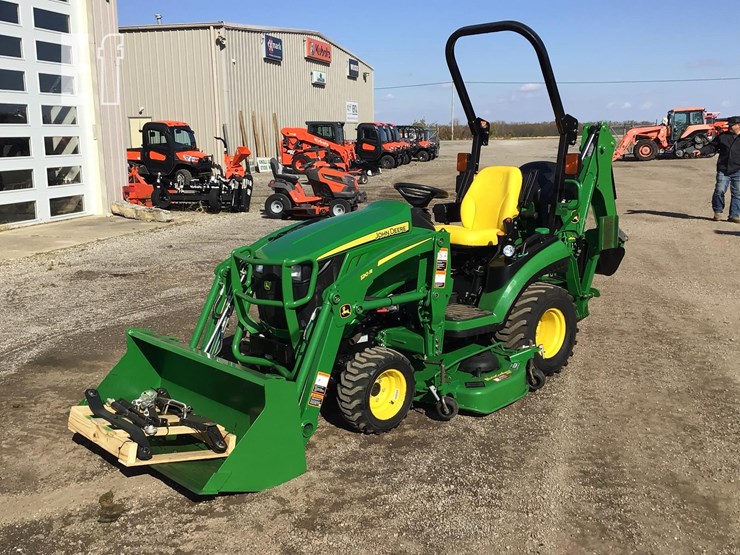 2018-john-deere-1025r-image-4