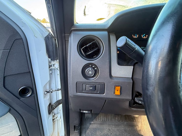 2013-ford-f150-image-44