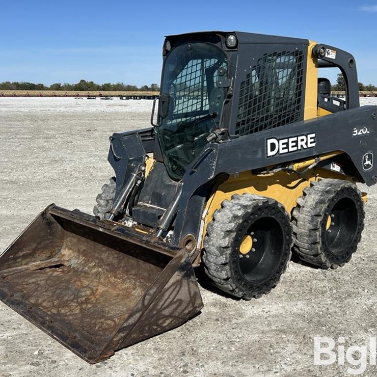 2010 DEERE 320D