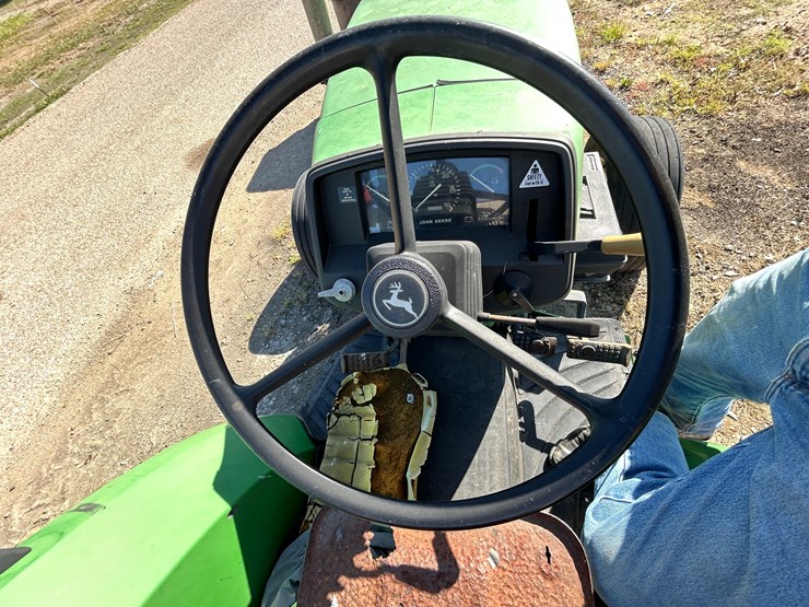 john-deere-5320-image-48