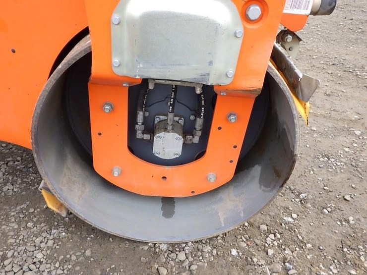 2018-hamm-hd12vv-image-11