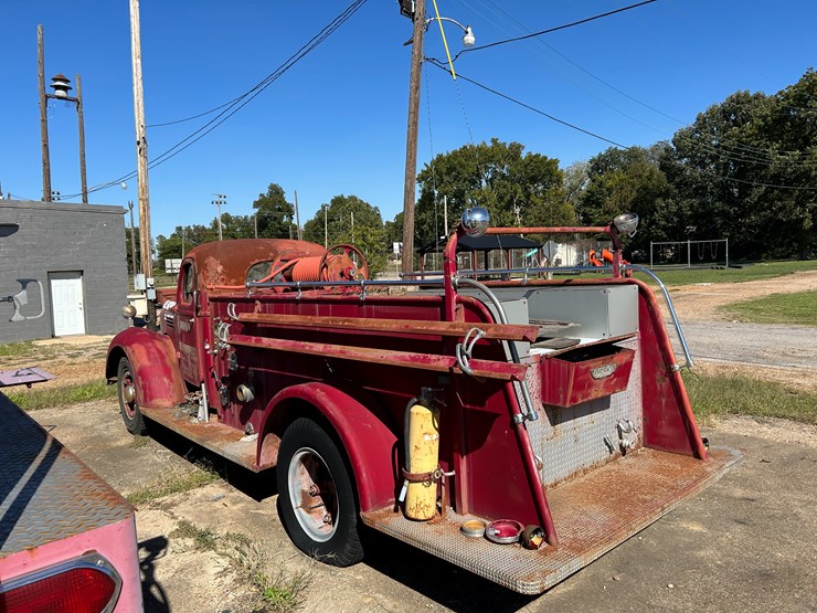 international-700-image-4