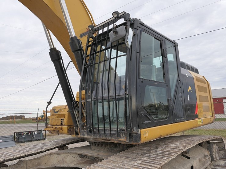 2015-caterpillar-329fl-image-17