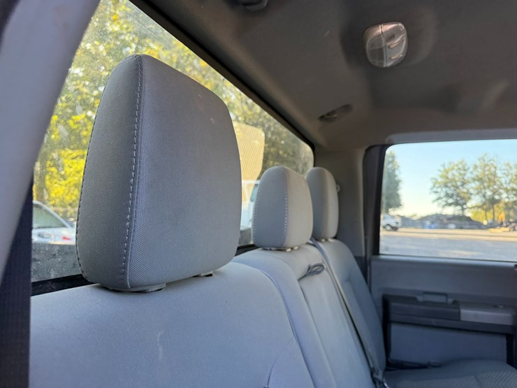 2011-ford-f250-image-39