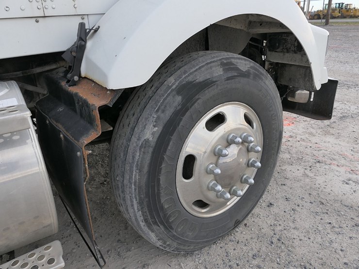 2006-kenworth-t800b-image-25