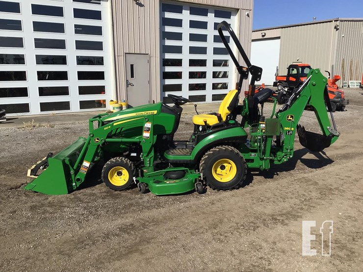 2018-john-deere-1025r-image-2