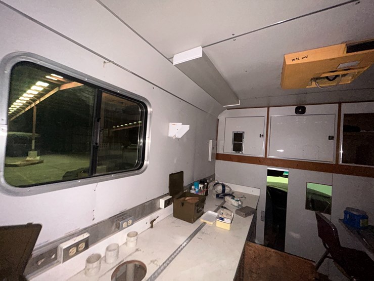 1992-ford-e350-image-24