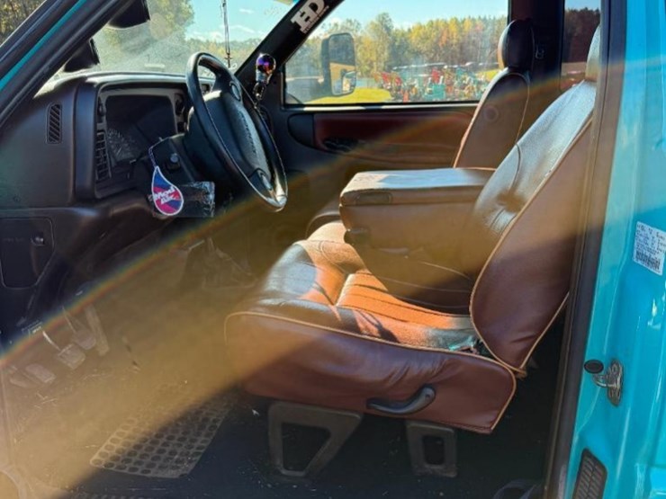 1996-dodge-ram-3500-image-13