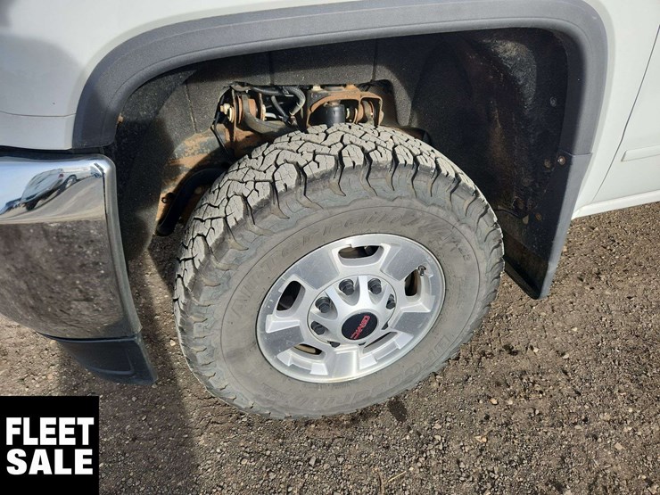 2018-gmc-sierra-2500hd-image-33