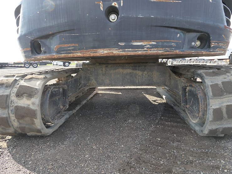 2017-kubota-kx080-image-19