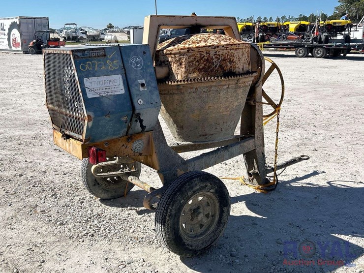 2004-950m-towable-cement-mixer-image-3