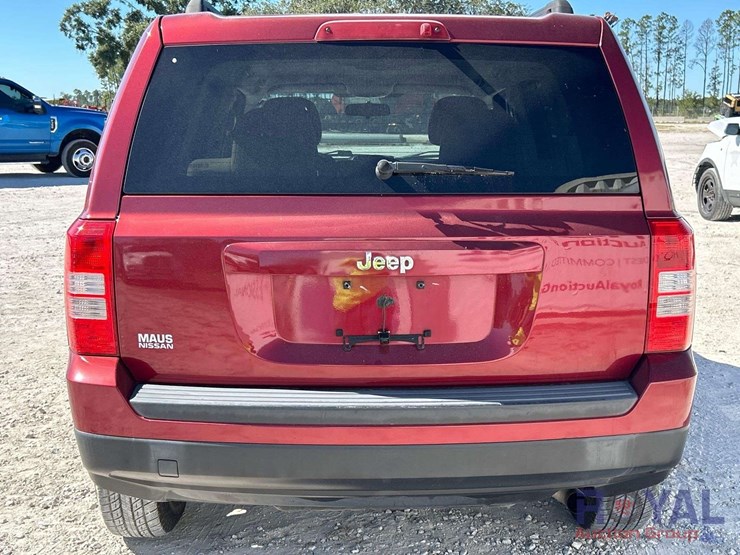 2014-jeep-patriot-image-29