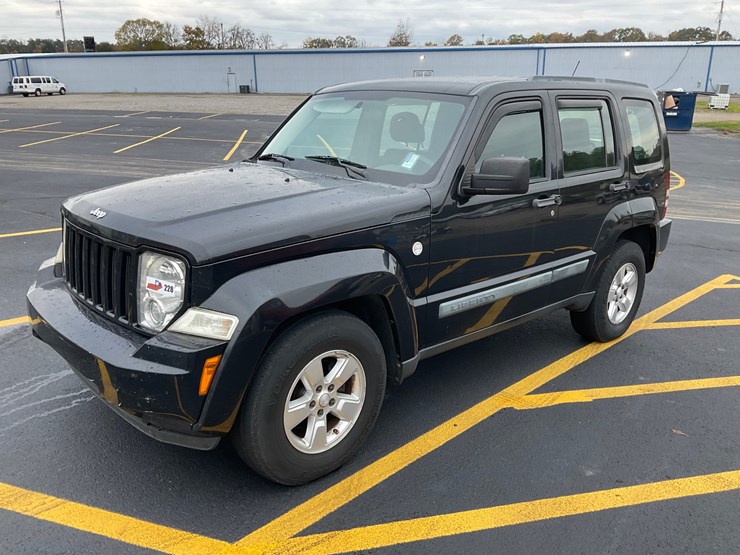 2010-jeep-liberty-image-1