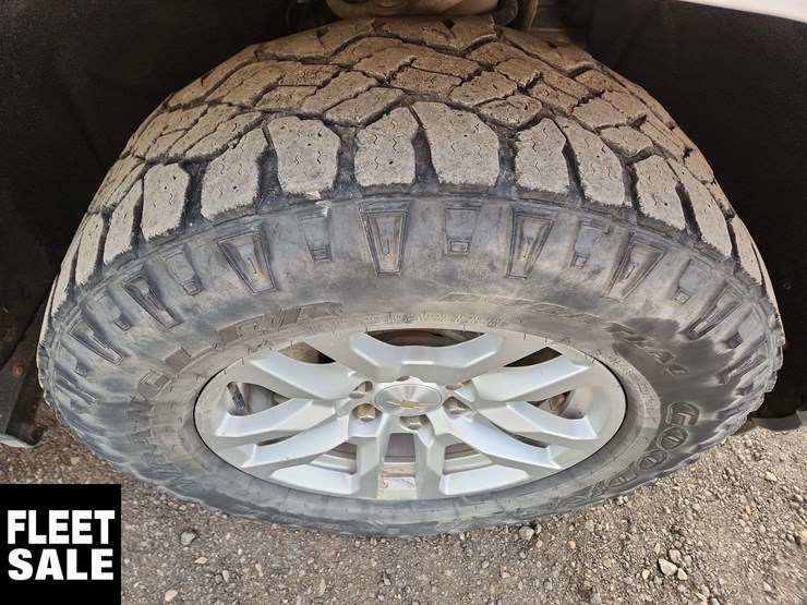 2020-chevrolet-silverado-1500-image-32