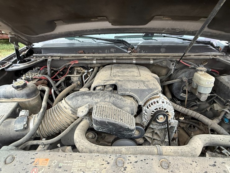 2014-chevrolet-tahoe-image-13