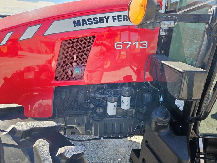 2020-massey-ferguson-6713-image-18