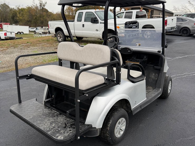 #153-•-2023-ez-go-gas-golf-cart-image-3