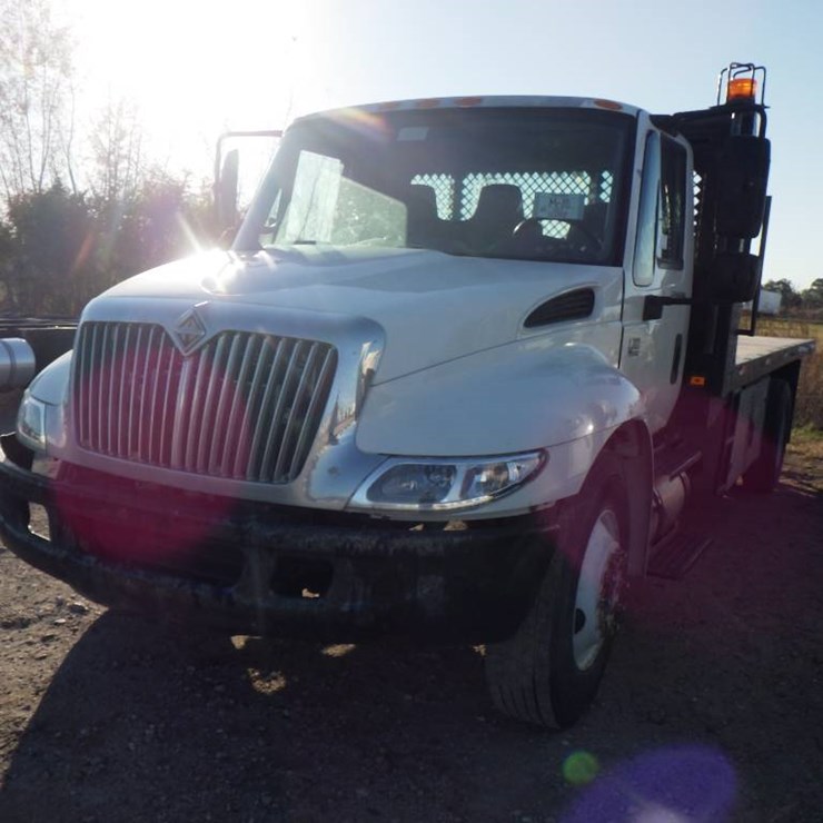 INTERNATIONAL DURASTAR 4300