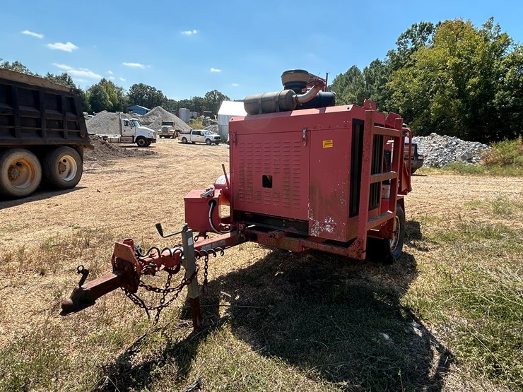 caterpillar-c4.4-image-1