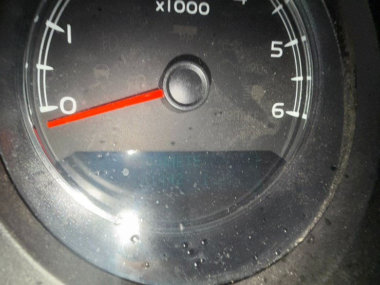 2014-chevrolet-tahoe-image-61