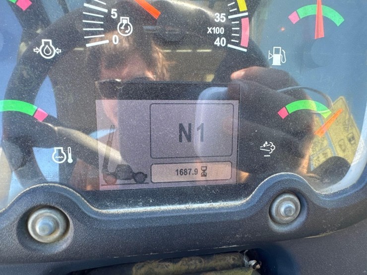 2017-caterpillar-tl943d-image-22