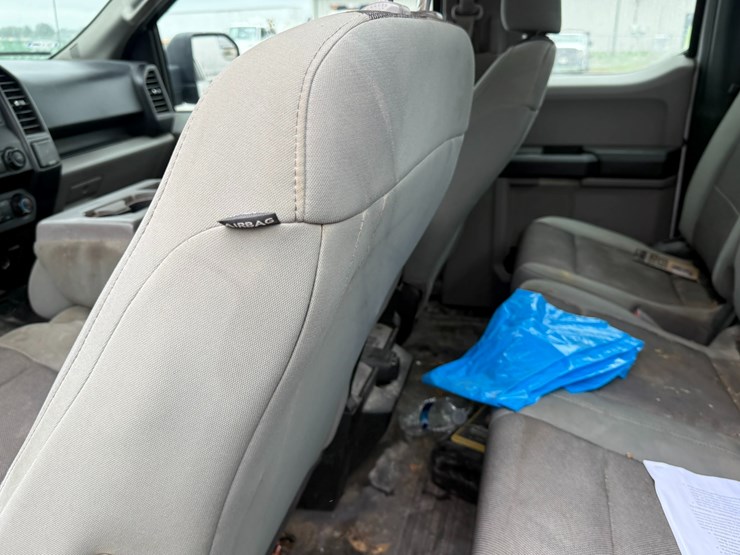 2017-ford-f150-image-43