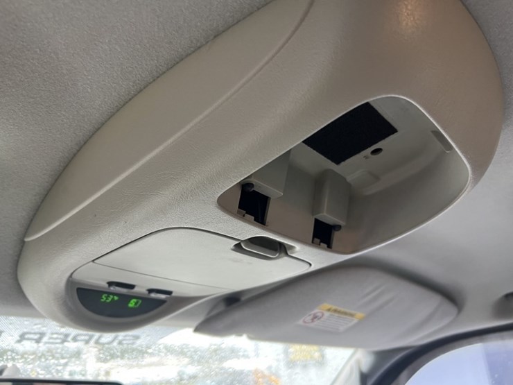 2004-ford-f350-image-35