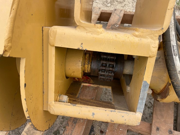 #24128-•-excavator-diamond-ditcher-image-6