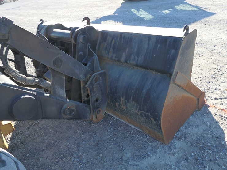 caterpillar-426b-image-25